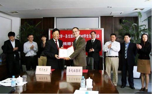 供卵和妈妈有血缘吗,有需要试管代怀的吗婴儿出生的孩子